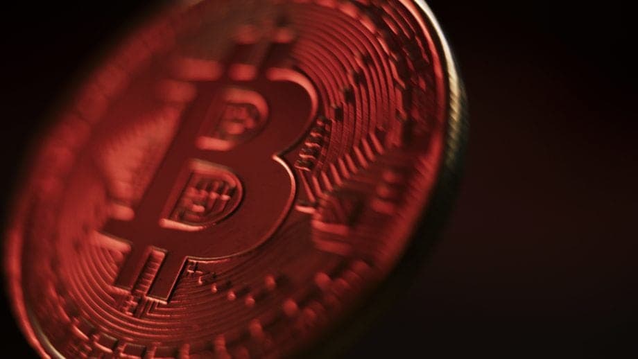 Bitcoin schimmert rötlich.