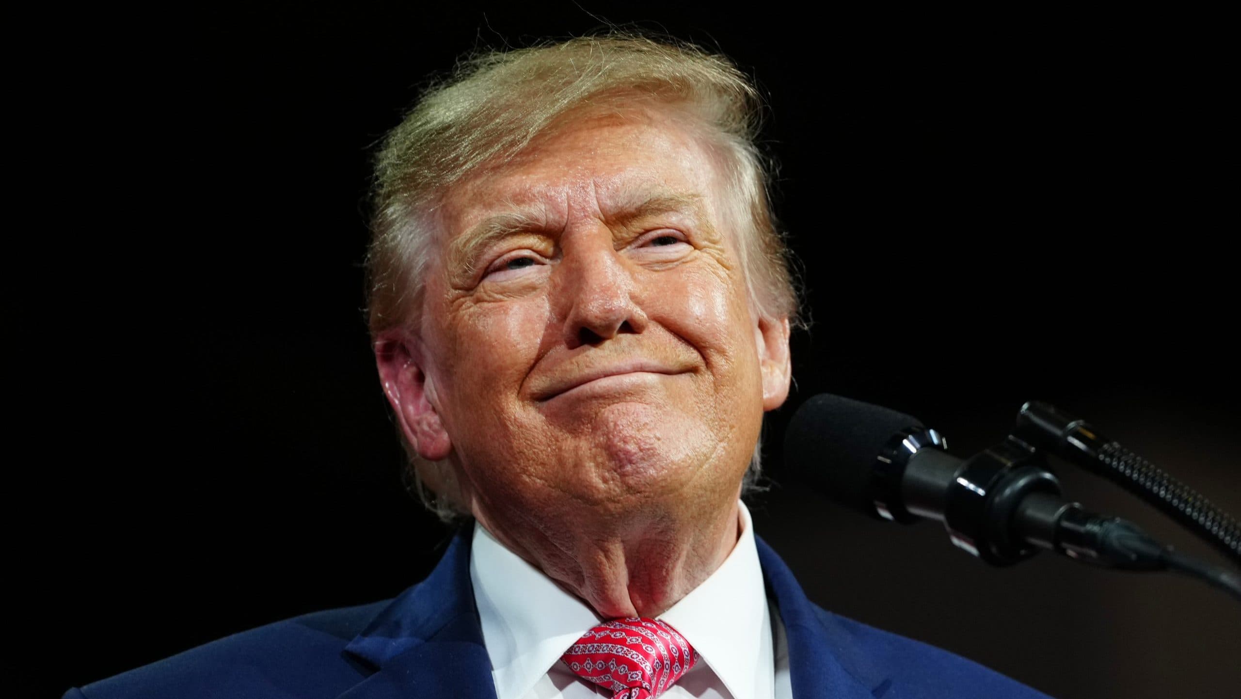 Das Bild zeigt Donald Trump