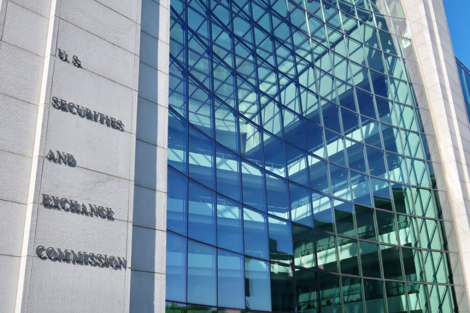 SEC vertagt Entscheidung zu Bitcoin ETF um ein Weiteres