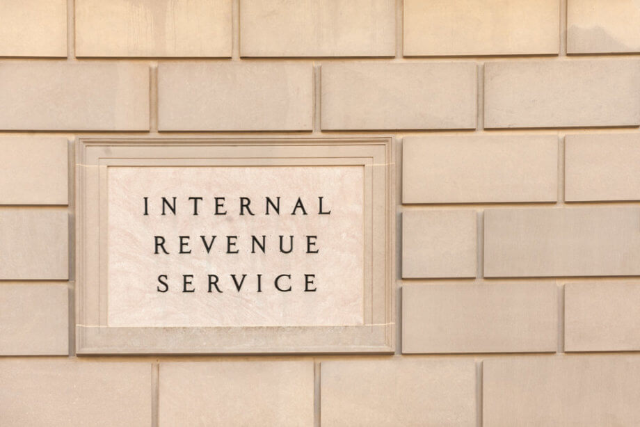 IRS: 10.000 Bitcoin-Hodler bekommen Post vom Finanzamt IRS