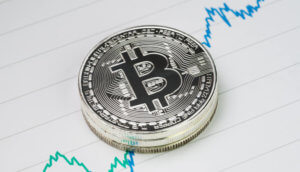 Bitcoin: Einige Punkte deuten auf einen erneuten Kursantieg hin.