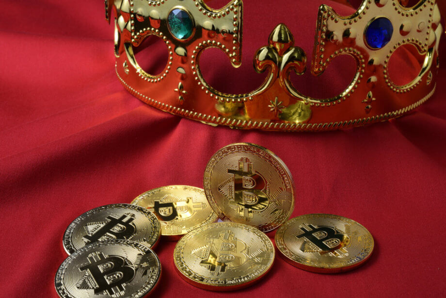 Bitcoin Scam Royal: Betrüger geben sich als Queen aus