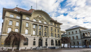Schweiz Blockchain Bitcoin Nationalbank Bank für internationalen Zahlungsausgleich erwägen Zentralbankengeld