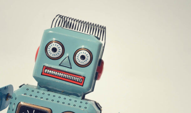 DeFi-Vorstoß: CoinList möchte mit Wrapped Bitcoin dezentral werden Trading (Symbolbild) durch Roboter verkörpert
