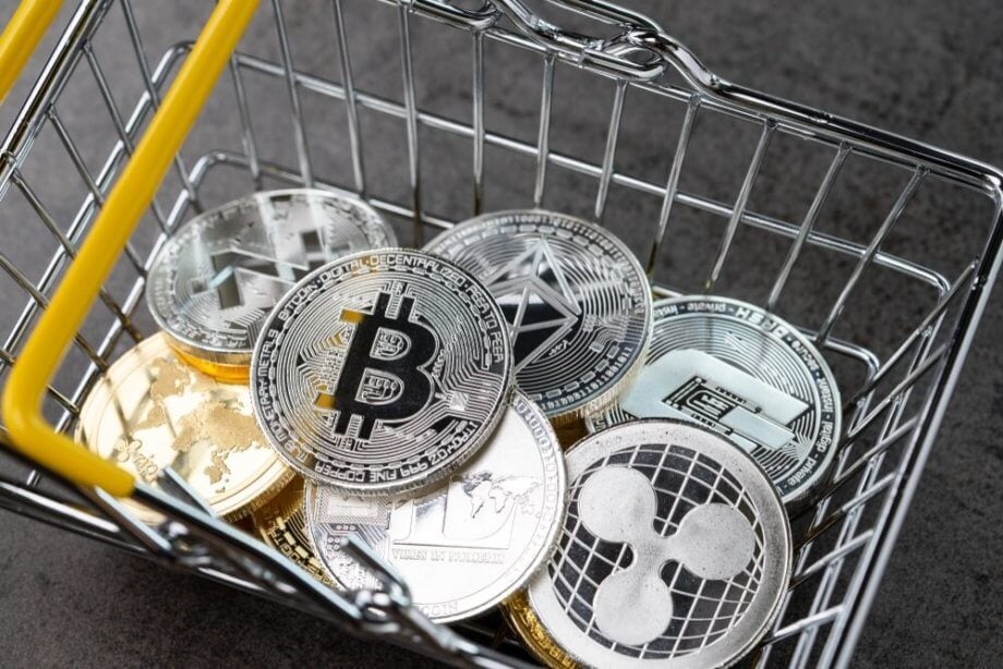 MOON: Schweizer Krypto-ETP kombiniert Bitcoin, Cardano und ...