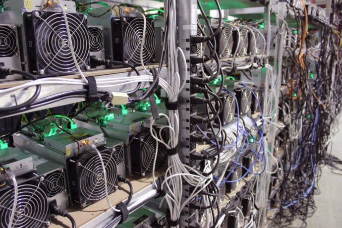 Chinesische Polizei konfisziert knapp 7.000 Bitcoin-Mining-Geräte