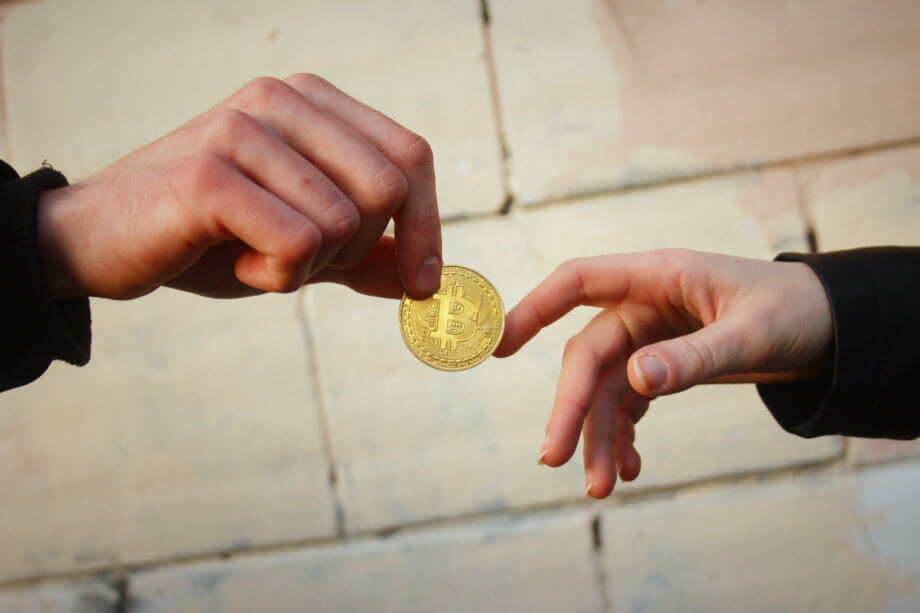 Frankreich definiert Bitcoins, während Belgien sie loswerden will