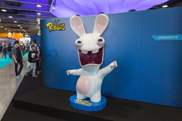 Ein Rabbid von Ubisoft bei einer Austellung: Hasenförmiges Maskottchen