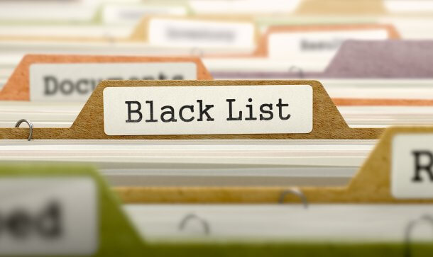 Tether setzt 39 USDT-Adressen auf „schwarze Liste“ Eine Akte mit der Aufschrift Black List“