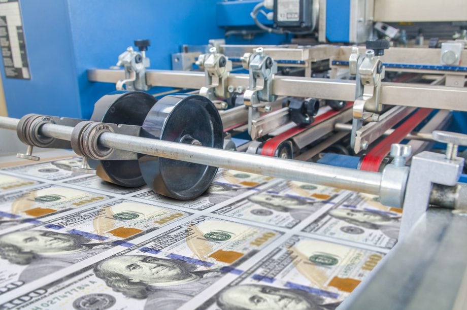 Inflation: Fed-Chef Powell lässt Leinen los – Gold und Bitcoin steigen Notenbankpresse druckt US-Dollar und erzeugt Inflation