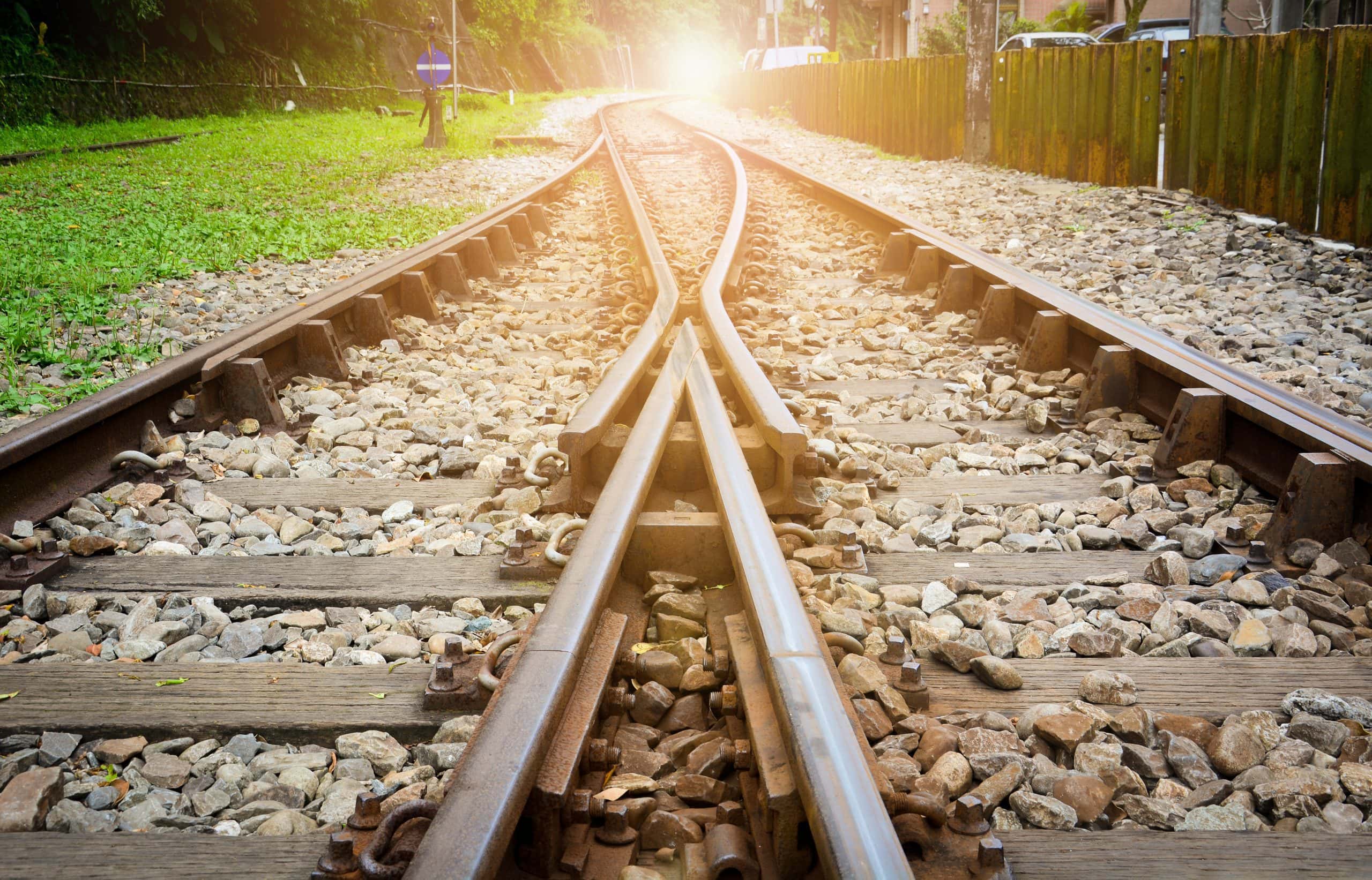 Bahnschienen verschmelzen miteinander