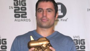 Joseph Rogan_ear Factor presenter JOE ROGAN at the VH-1 Big in 2002 Awards in Los Angeles