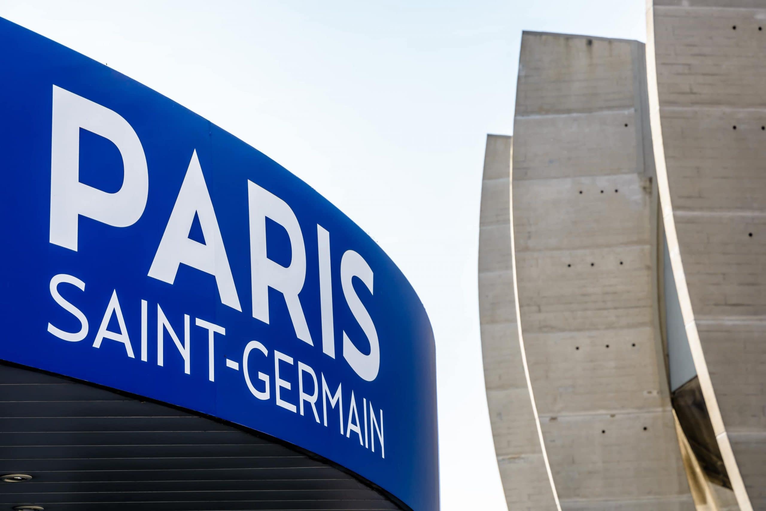 Paris Saint-Germain: Stadion