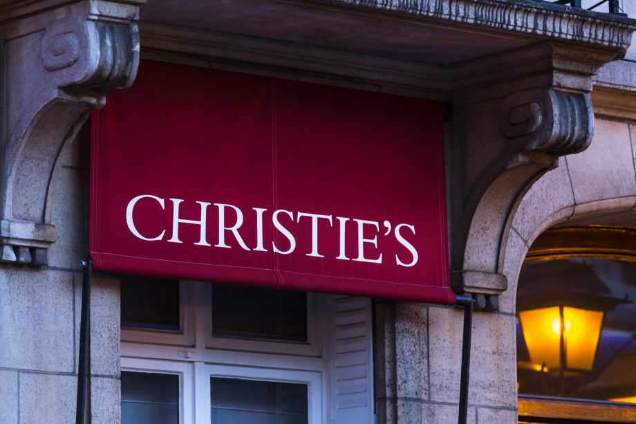 Bitcoin-Gemälde: Christie’s versteigert teuerstes NFT-Kunstwerk der Welt Christie's-Filiale in London