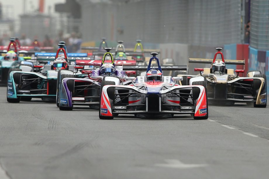 NFTs geben Vollgas im neuem Formel E Game Autorennen der Formel E