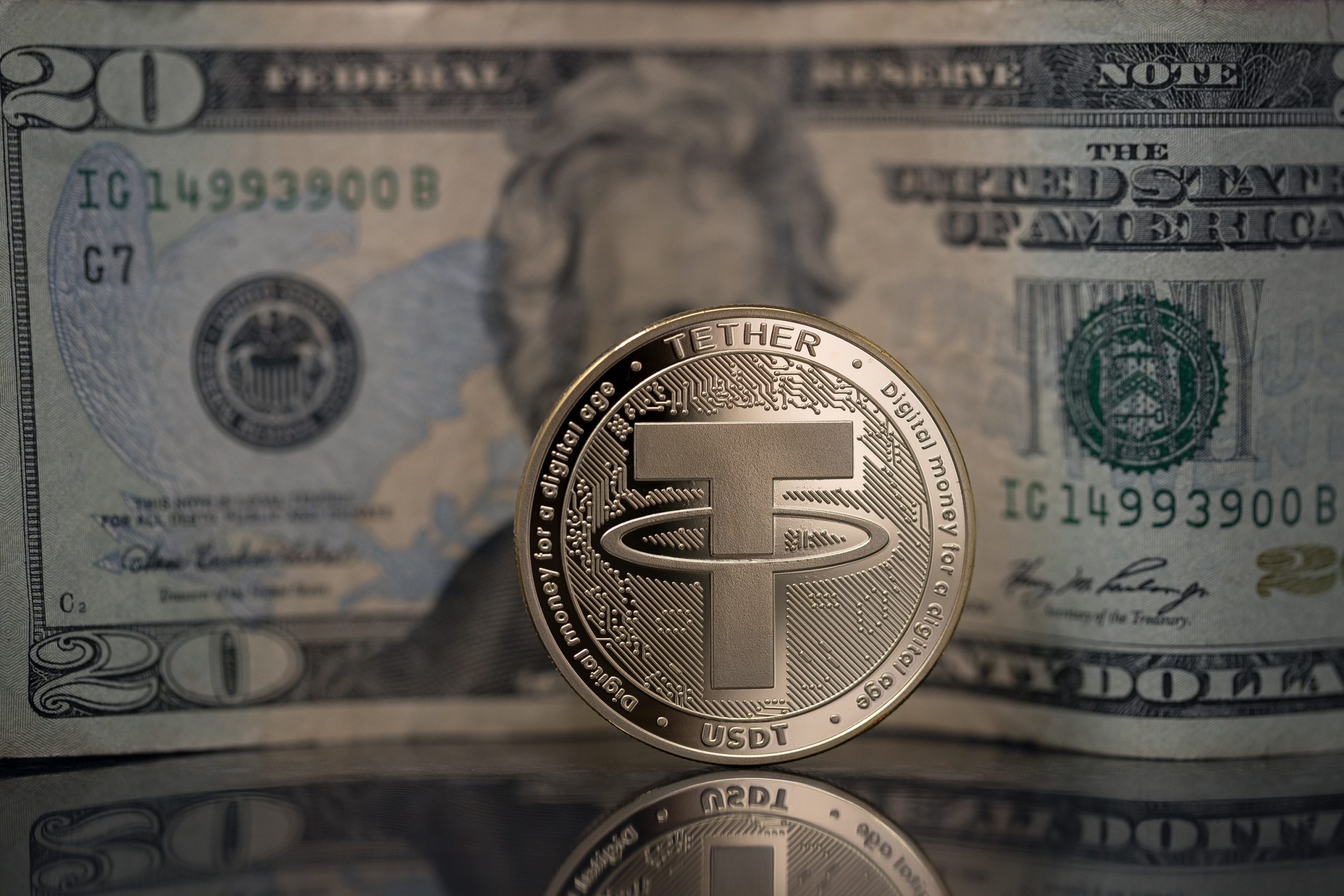 Tether-Coin vor 20-US-Dollar-Note