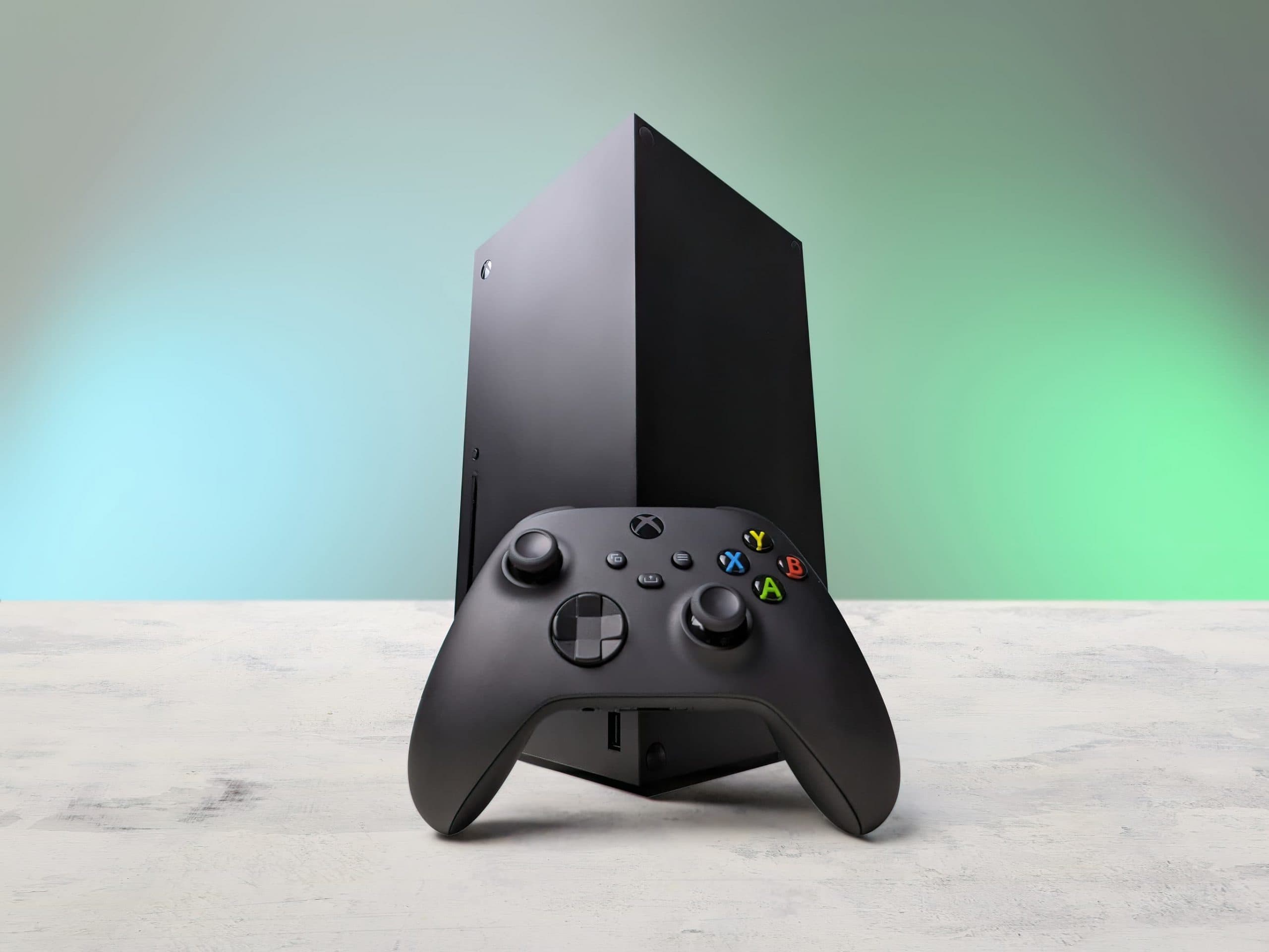 Xbox Series X mit Controller