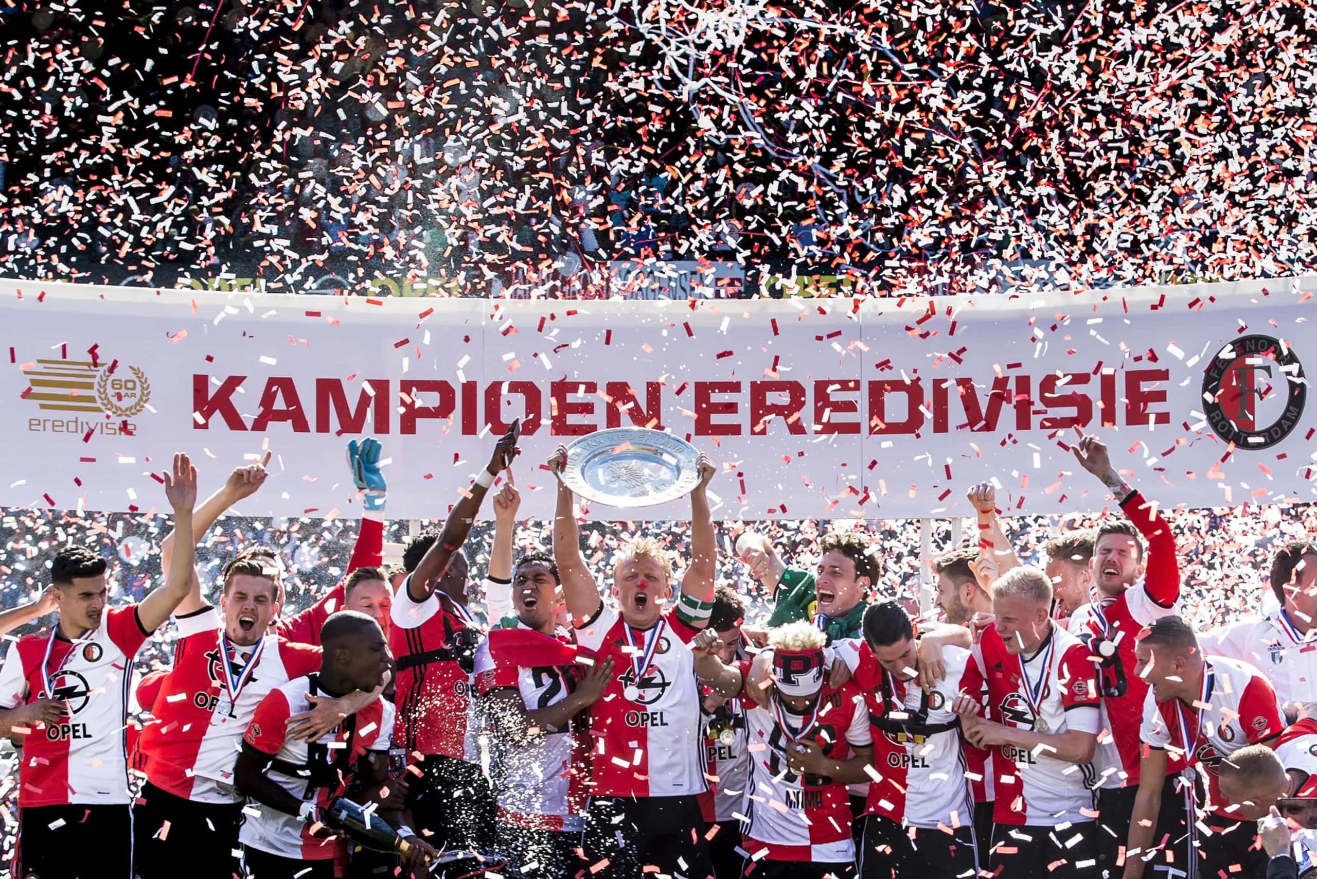 Der Eredivisie-Club Feyenoord feiert den Sieg der Ligasaison 2017.