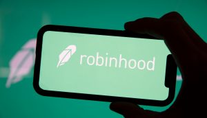Smartphone mit Robinhood-Logo