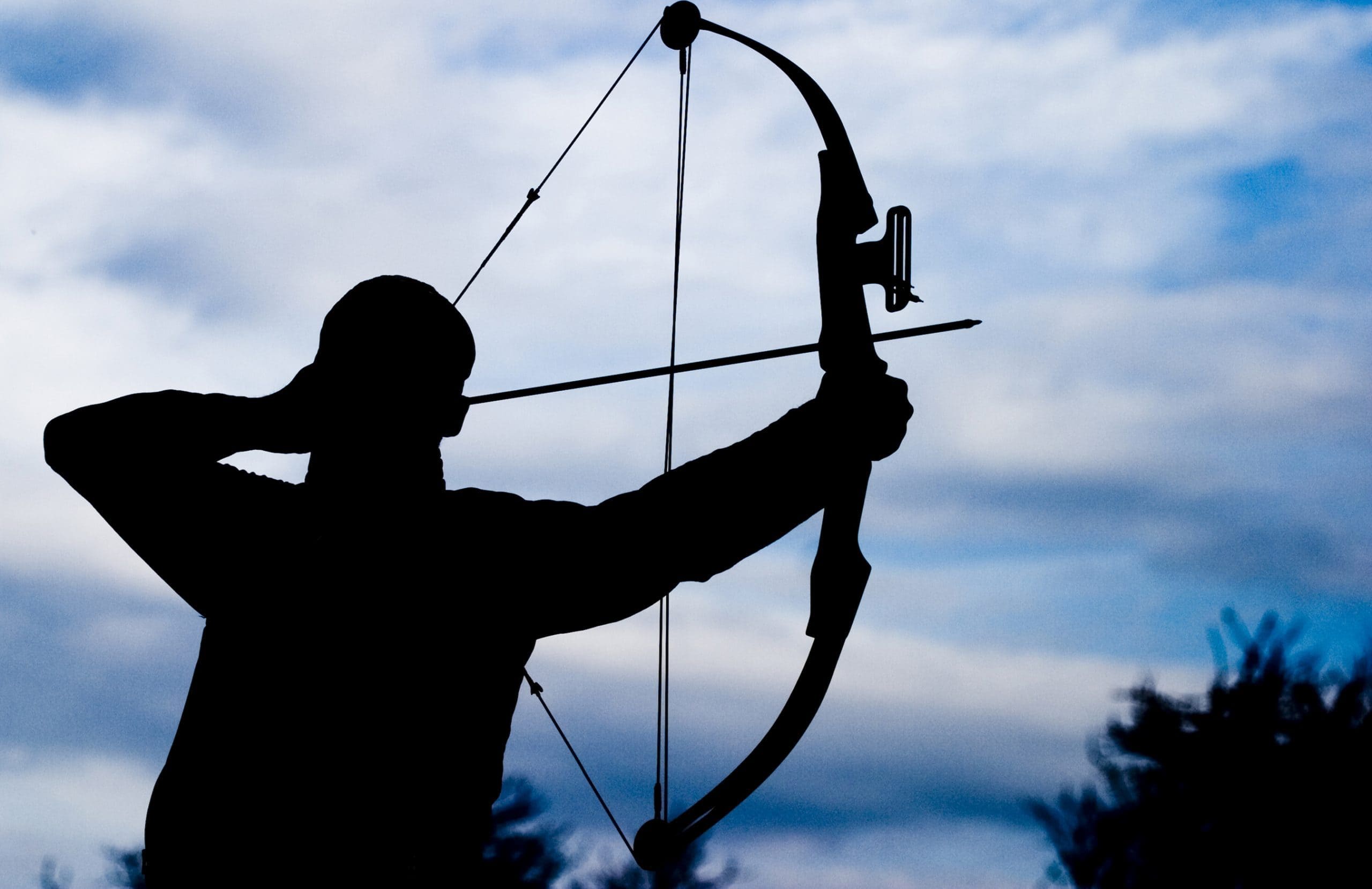 Silhouette eines Bogenschützen