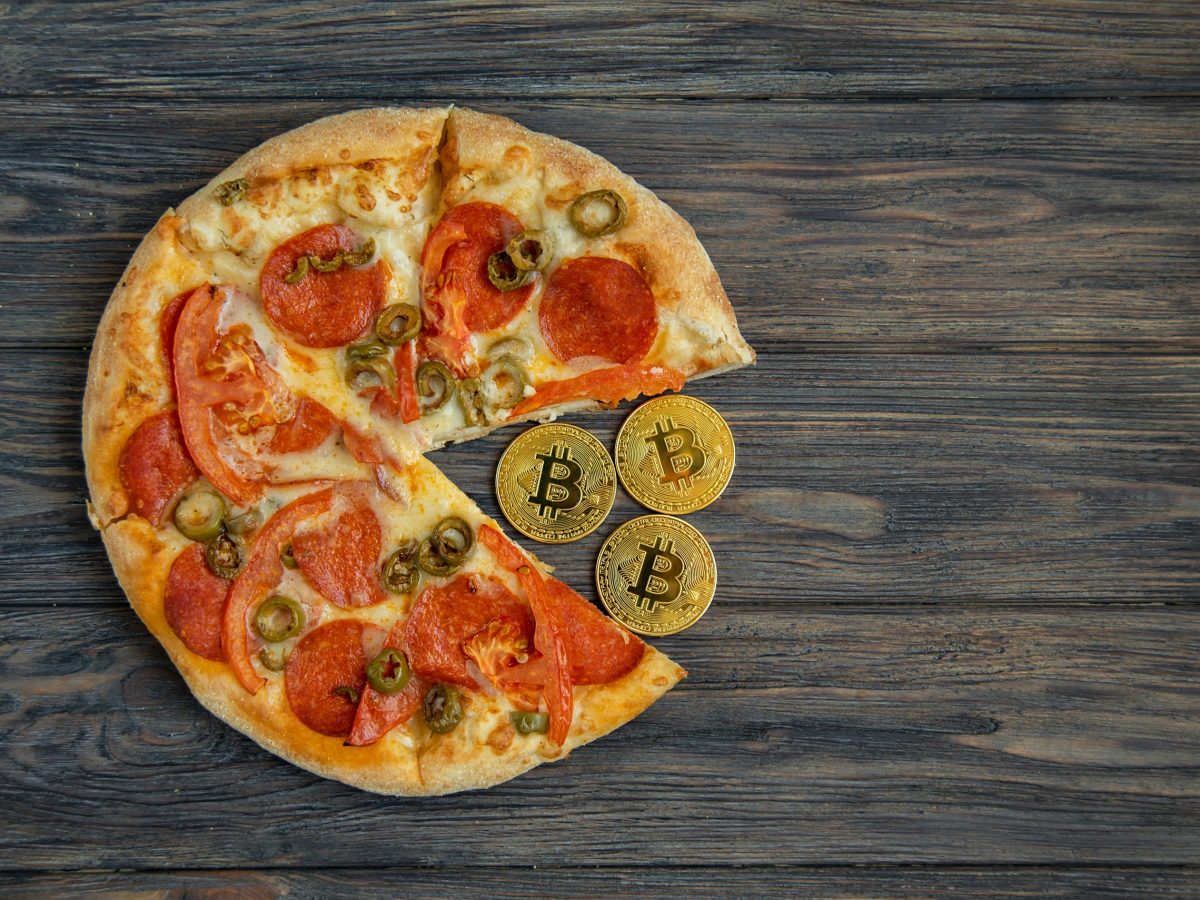 Programmierer, der Pizza für 10000 Bitcoins kaufte, wäre jetzt Millionär