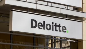 Deloitte-Schild