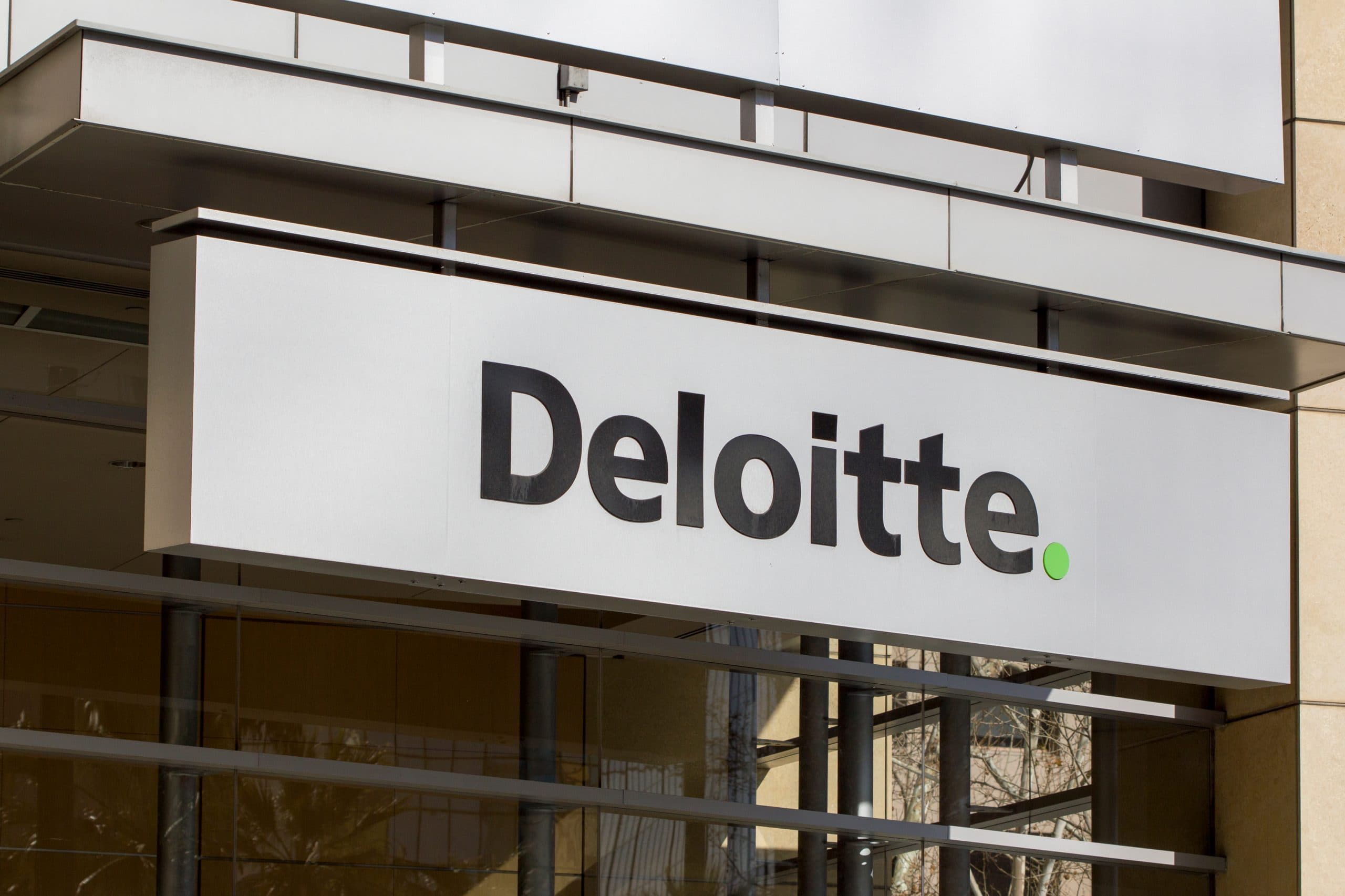 Deloitte-Schild