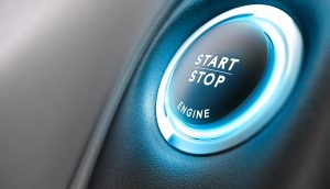 Starttaste eines Autos