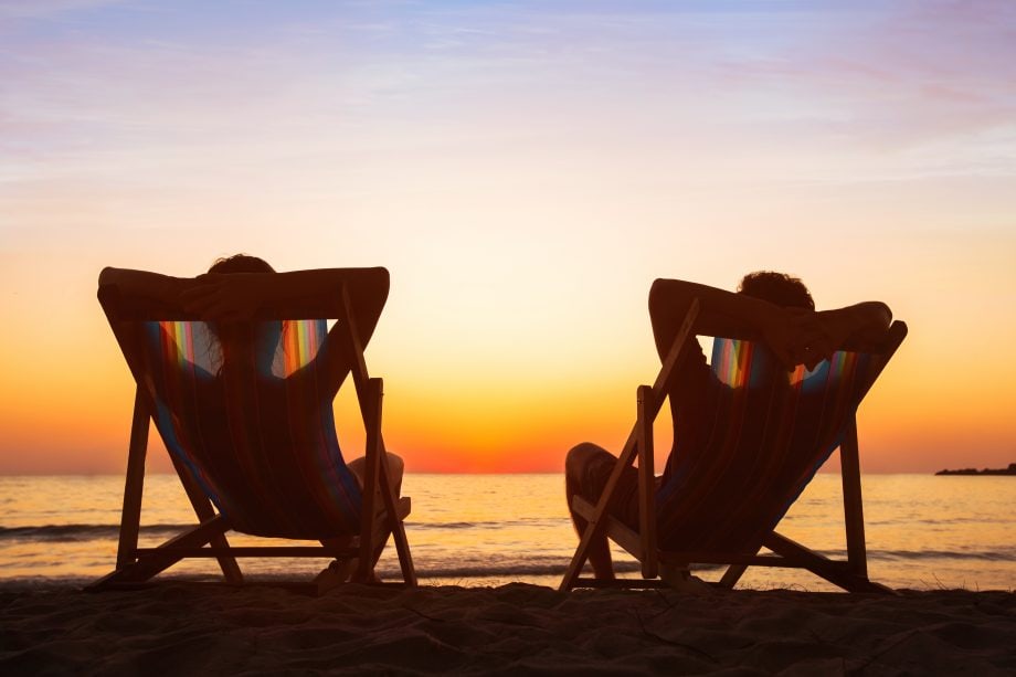 Altcoinanalyse: Ethereum und Cardano konsolidieren – folgt jetzt Solana? Zwei Liegen am Strand