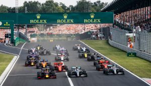 Formel 1 Autos nach dem Start
