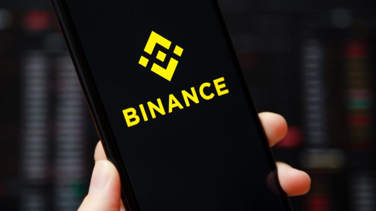 Binance Logo auf Handy