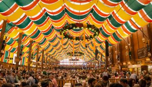 Oktoberfestzelt in München.