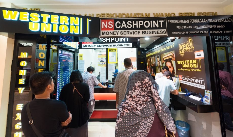 Western Union und Co.: Millionenverluste wegen Bitcoin-Gesetz? Western Union Filiale.