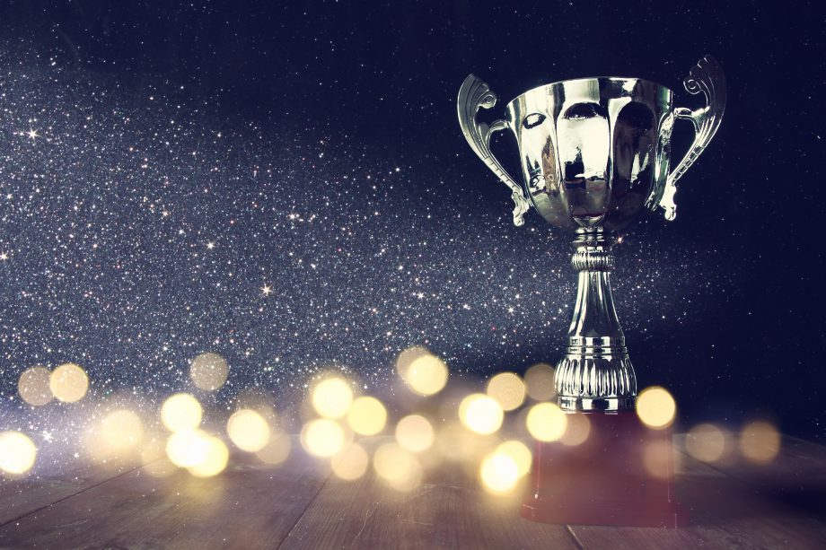 Krypto-Start-ups räumen bei Fintech Germany Awards ab | BTC-ECHO Silberner Pokal.