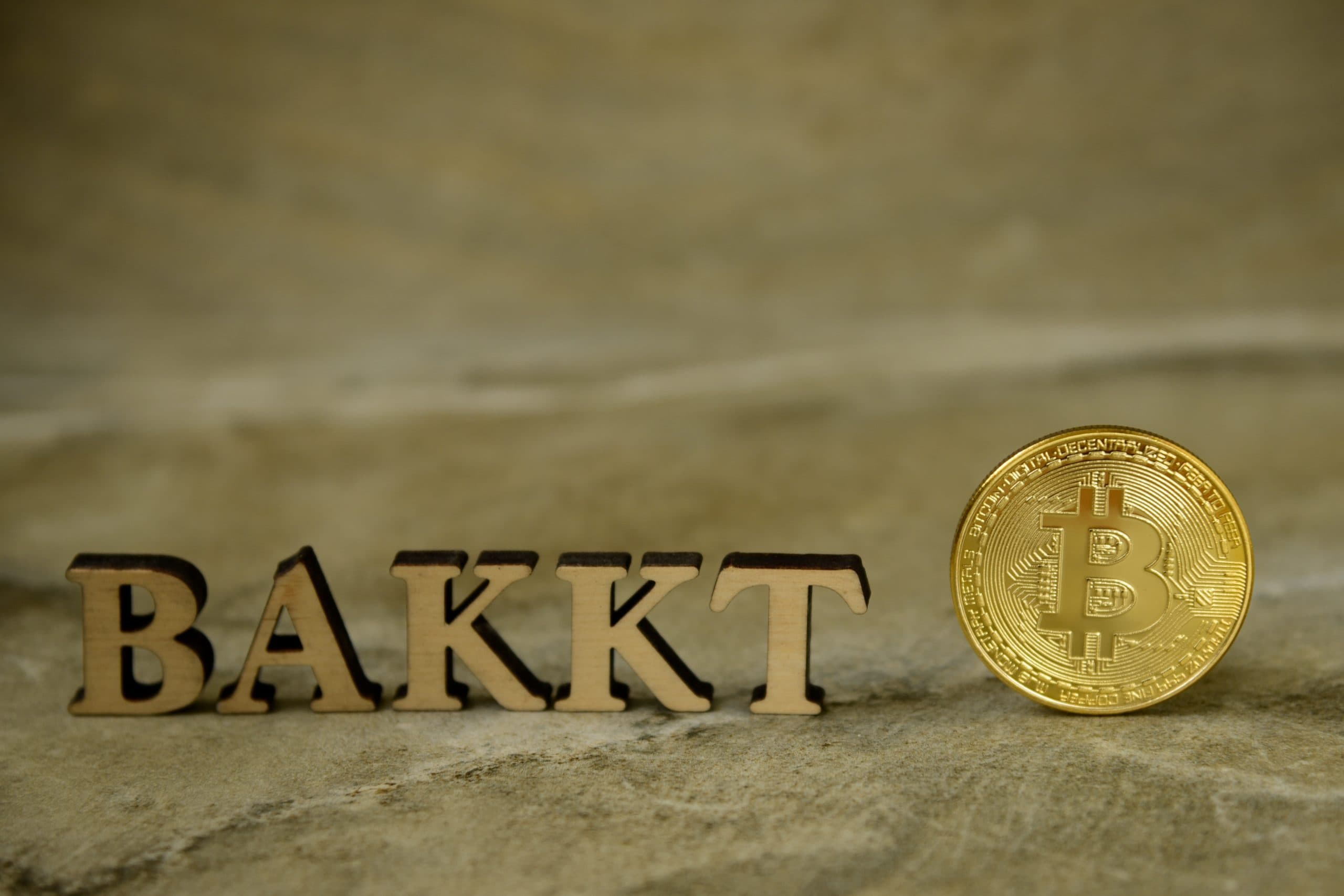 Logo Bakkt mit Bitcoin