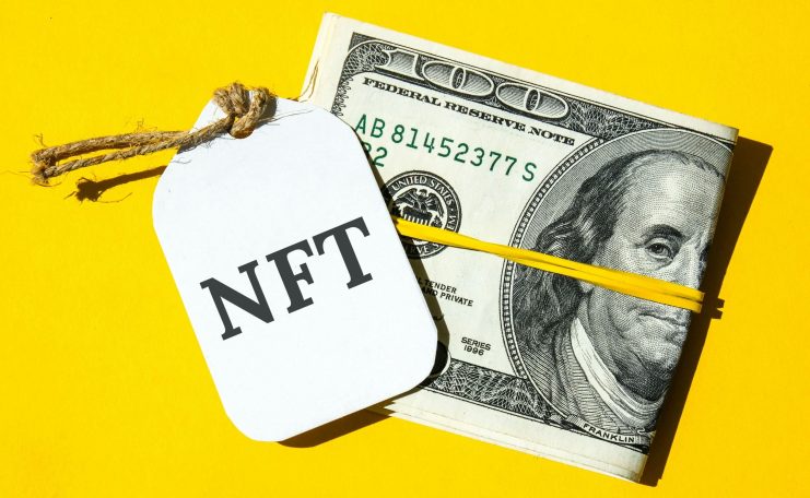 NFT und US-Dollar-Geldschein