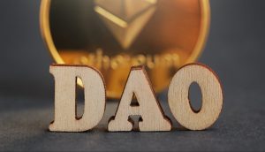 Dao.,Decentralized,Autonomous,Organization.,Letter,Dao,,Gold,Coin,Cryptocurrency,Ethereum