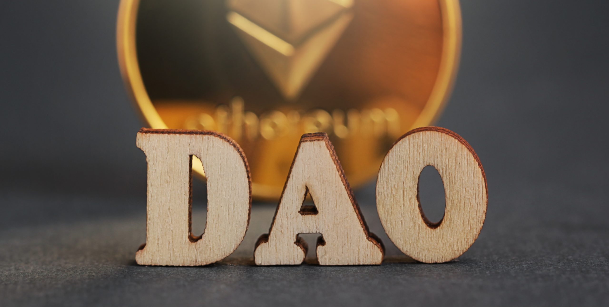 Dao.,Decentralized,Autonomous,Organization.,Letter,Dao,,Gold,Coin,Cryptocurrency,Ethereum