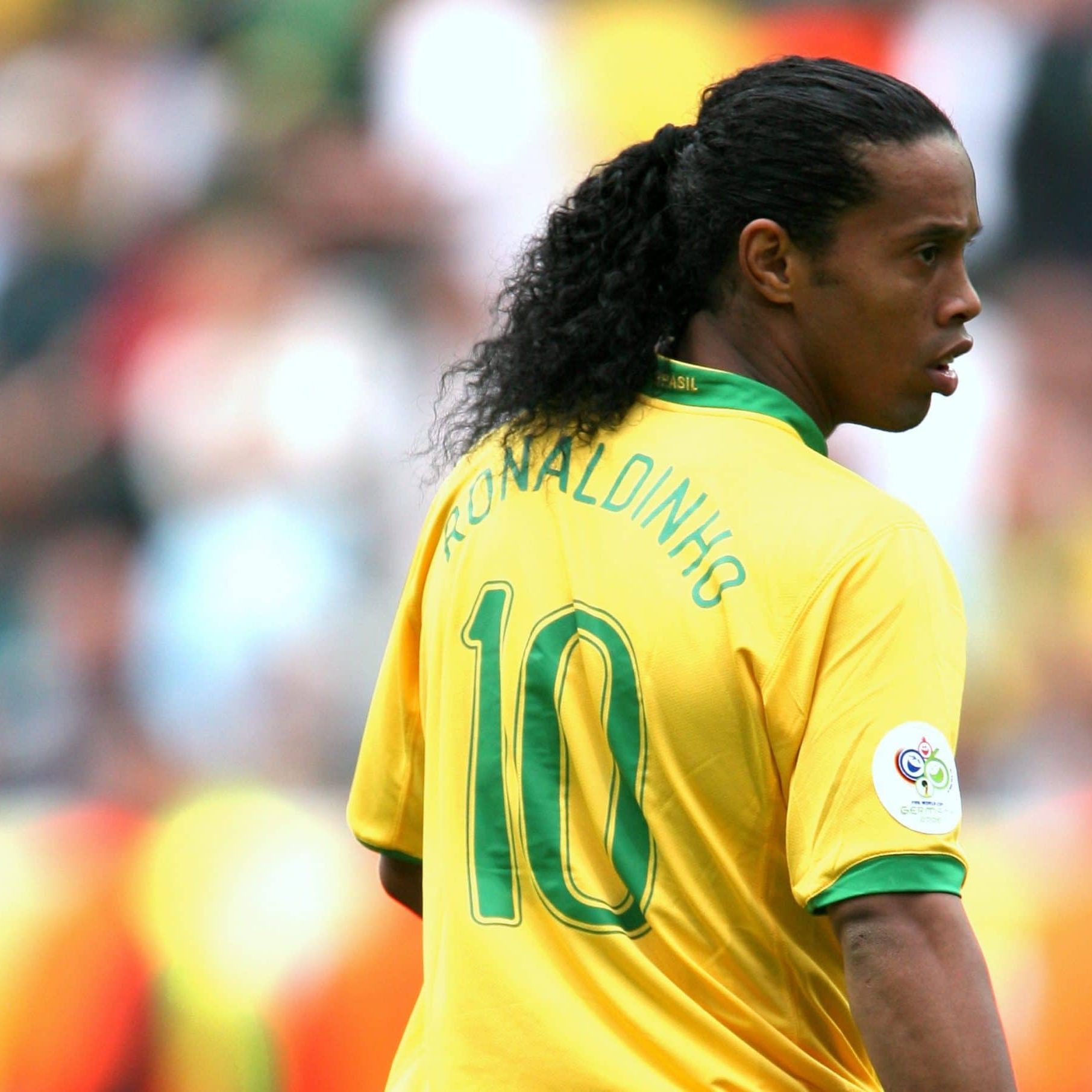 Ronaldinho: Fußball-Legende versäumt Krypto-Scam-Anhörung