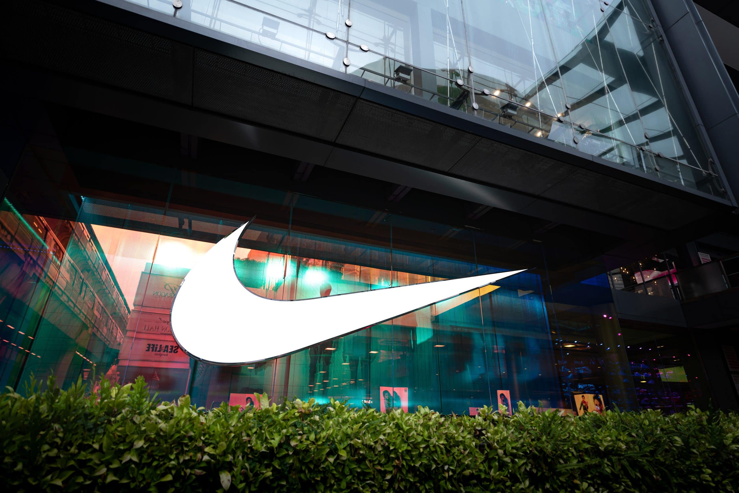 Nike Logo "Swoosh"