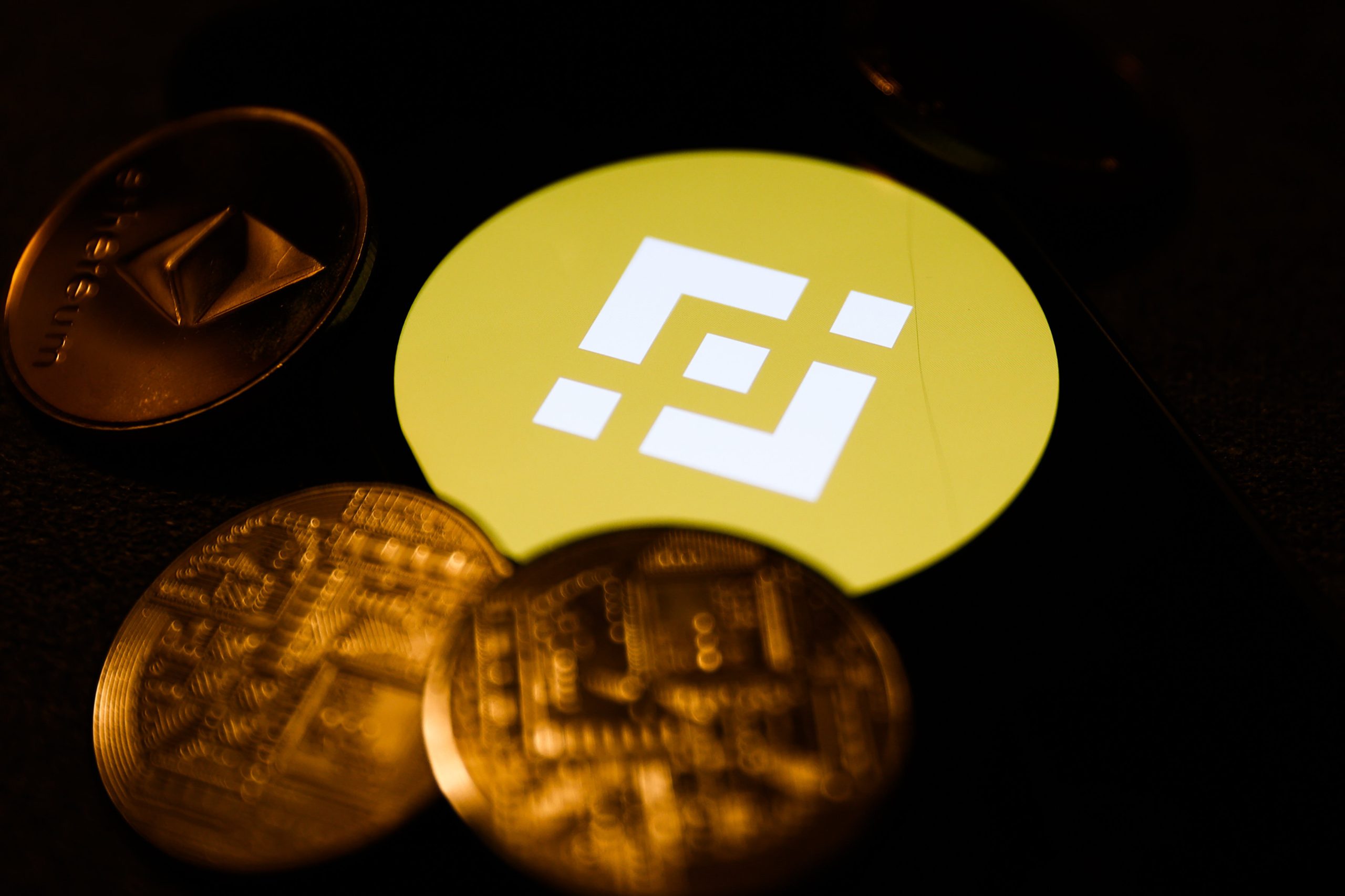 Binance CZ