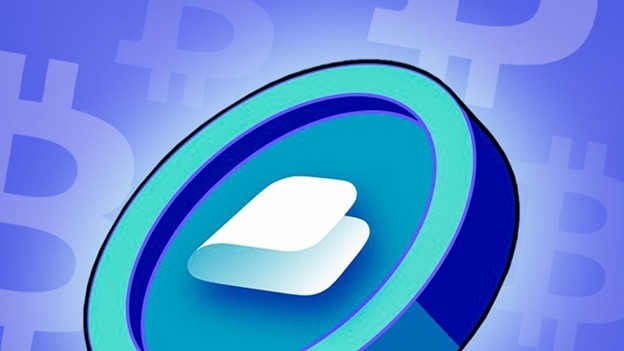 Eine digitale Illustration einer blauen Kryptowährungsmünze mit einem abstrakten Logo vor einem Hintergrund mit verblassten Bitcoin-Symbolen – perfekt, um die beste Wallet zur Speicherung Ihrer digitalen Vermögenswerte zu präsentieren.
