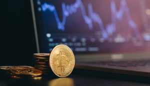 Kein Kursdrama am Feiertag: Bitcoin bleibt zunächst stabil