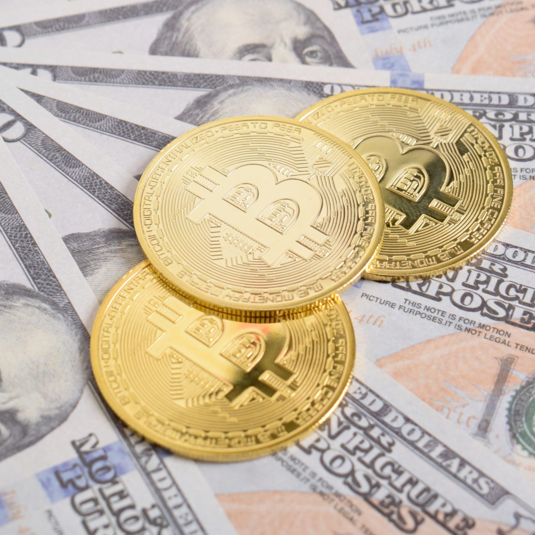 Bitcoin kratzt an 108.000 US-Dollar – US-Dollar auf 3-Jahrestief