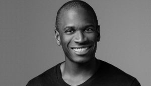 Arthur Hayes lächelt in die Kamera
