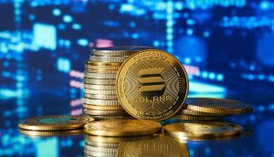 Ein Stapel Gold- und Silbermünzen symbolisiert die SOL-Treasury und spiegelt die Ambitionen von Solana wider, den Meilenstein von 1 Milliarde USD zu erreichen.