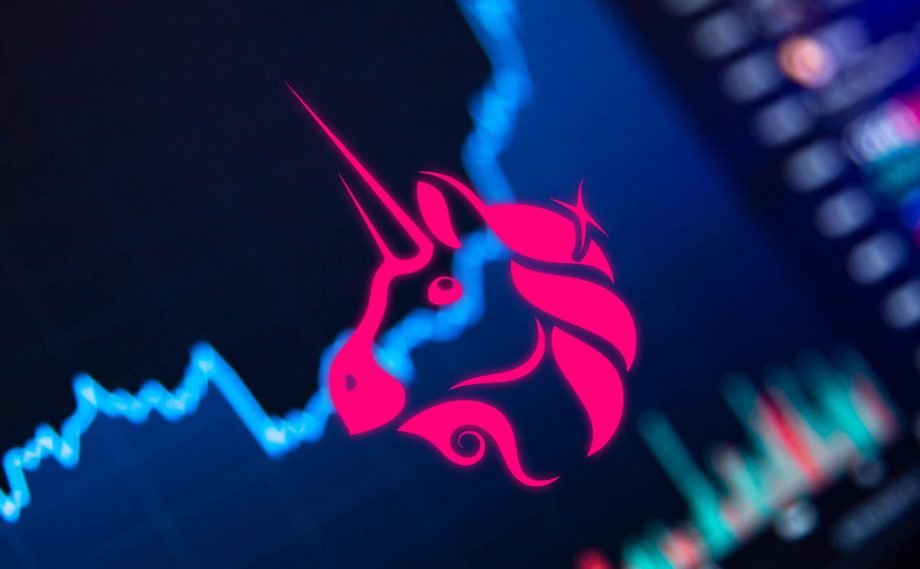 Uniswap Analyse: Uniswap-Logo vor Kurschart zur Marktstruktur des DEX