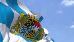 Der Freistaat setzt auf Blockchain-Technologie Bayrische Flagge