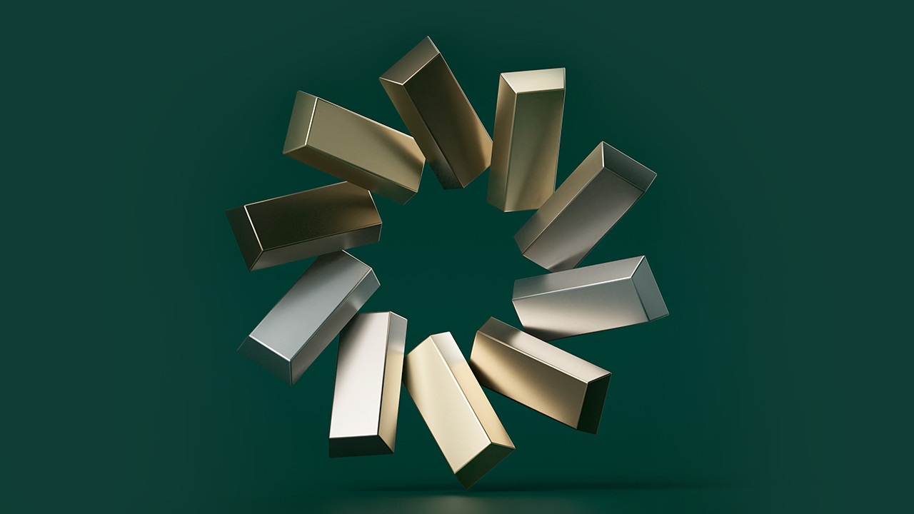 251014_BTC Echo_Metals Generic_1280x720 Zwölf rechteckige Metallprismen, die in einem kreisförmigen Muster angeordnet sind und an die aktuelle Debatte um Bitcoin und Gold erinnern, vor einem dunkelgrünen Hintergrund.