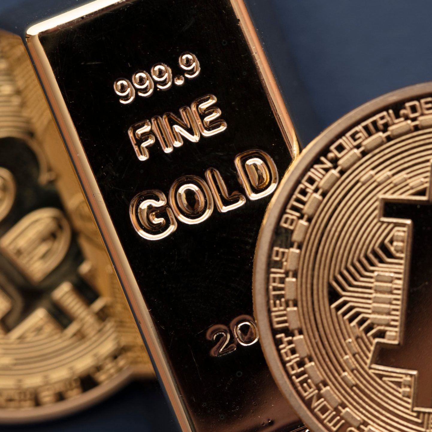 Verpasst Bitcoin jetzt die nächste Goldrallye?